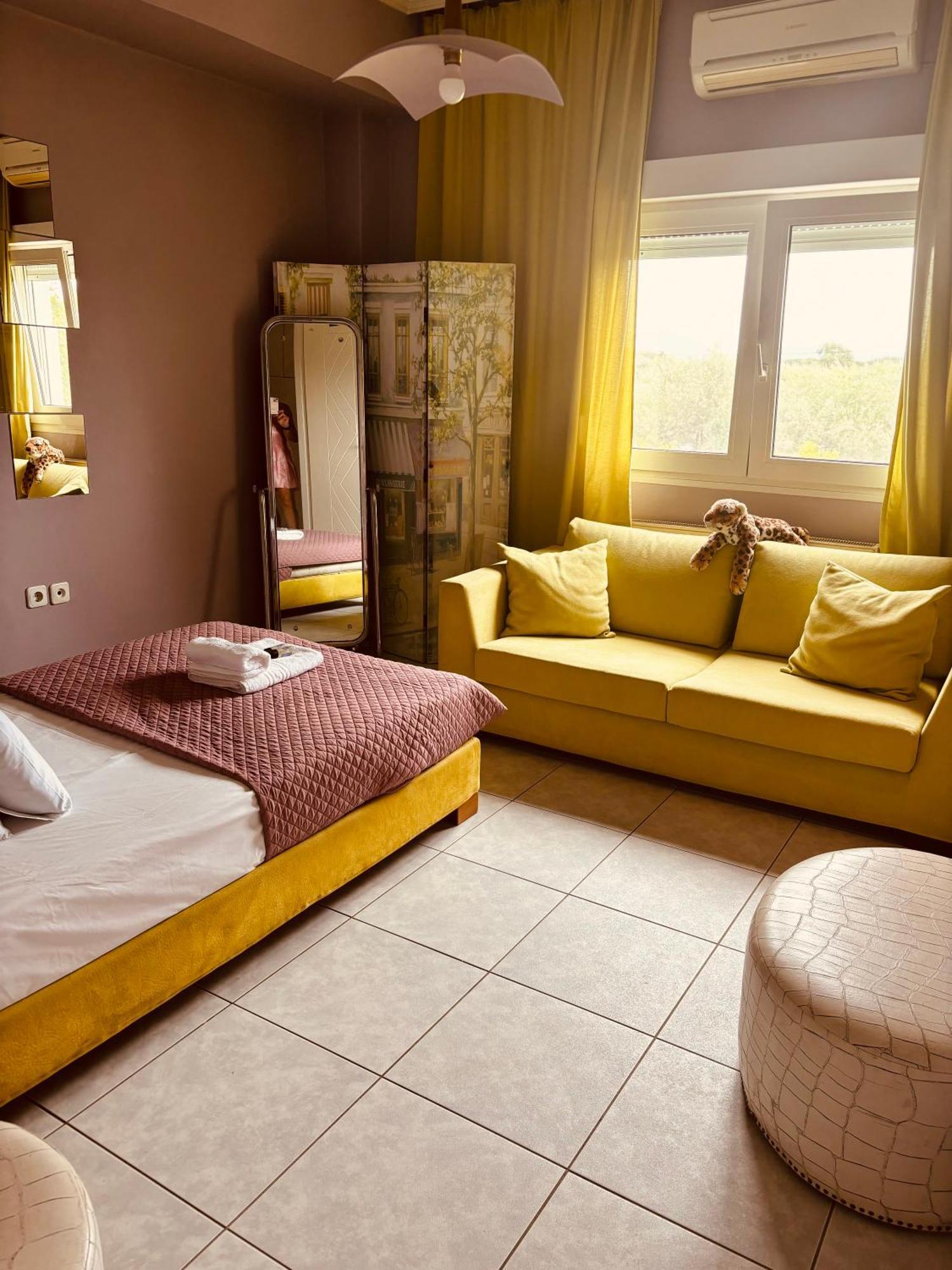 Villa Oneiropagida เปรเวซา ภายนอก รูปภาพ